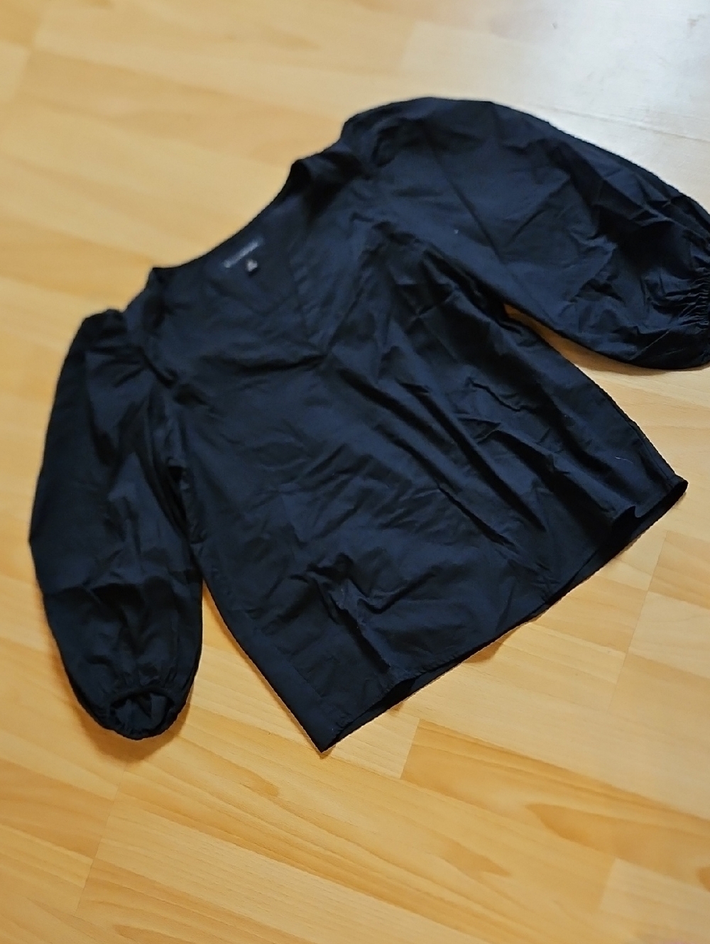 Banana Republic Black 3/4 Puff Sleeve Cotton Blend Top